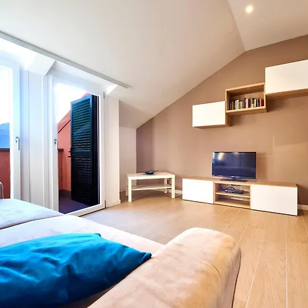 Apartment Luxury 100mq With Private Terrace With View Near Varenna *