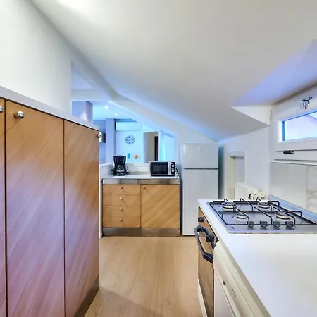 Lägenhet Luxury 100mq With Private Terrace With View Near Varenna