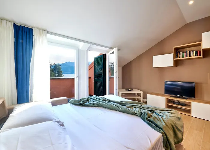 Apartman Luxury 100mq With Private Terrace With View Near Varenna