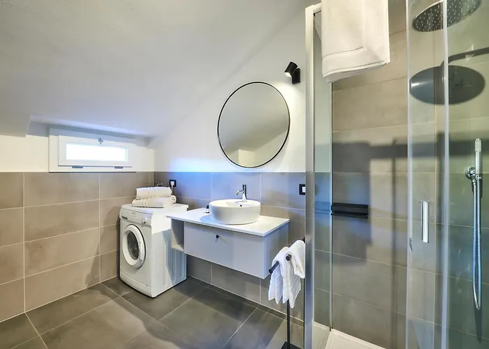 Apartman Luxury 100mq With Private Terrace With View Near Varenna