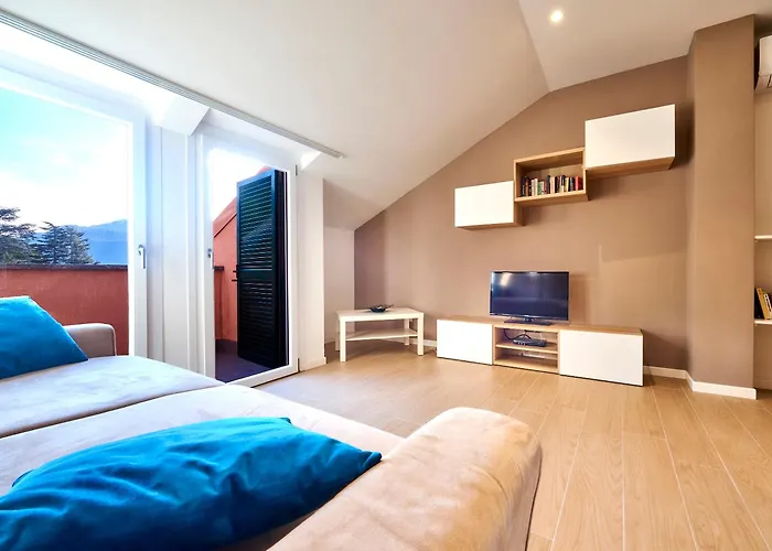 Apartman Luxury 100mq With Private Terrace With View Near Varenna *