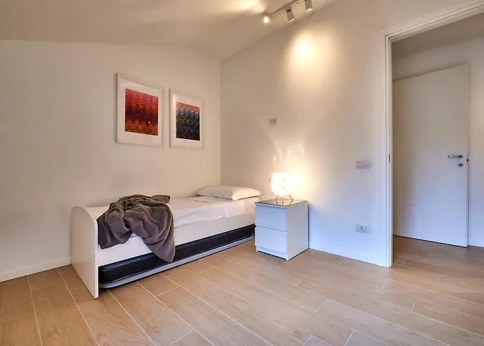 Apartman Luxury 100mq With Private Terrace With View Near Varenna *